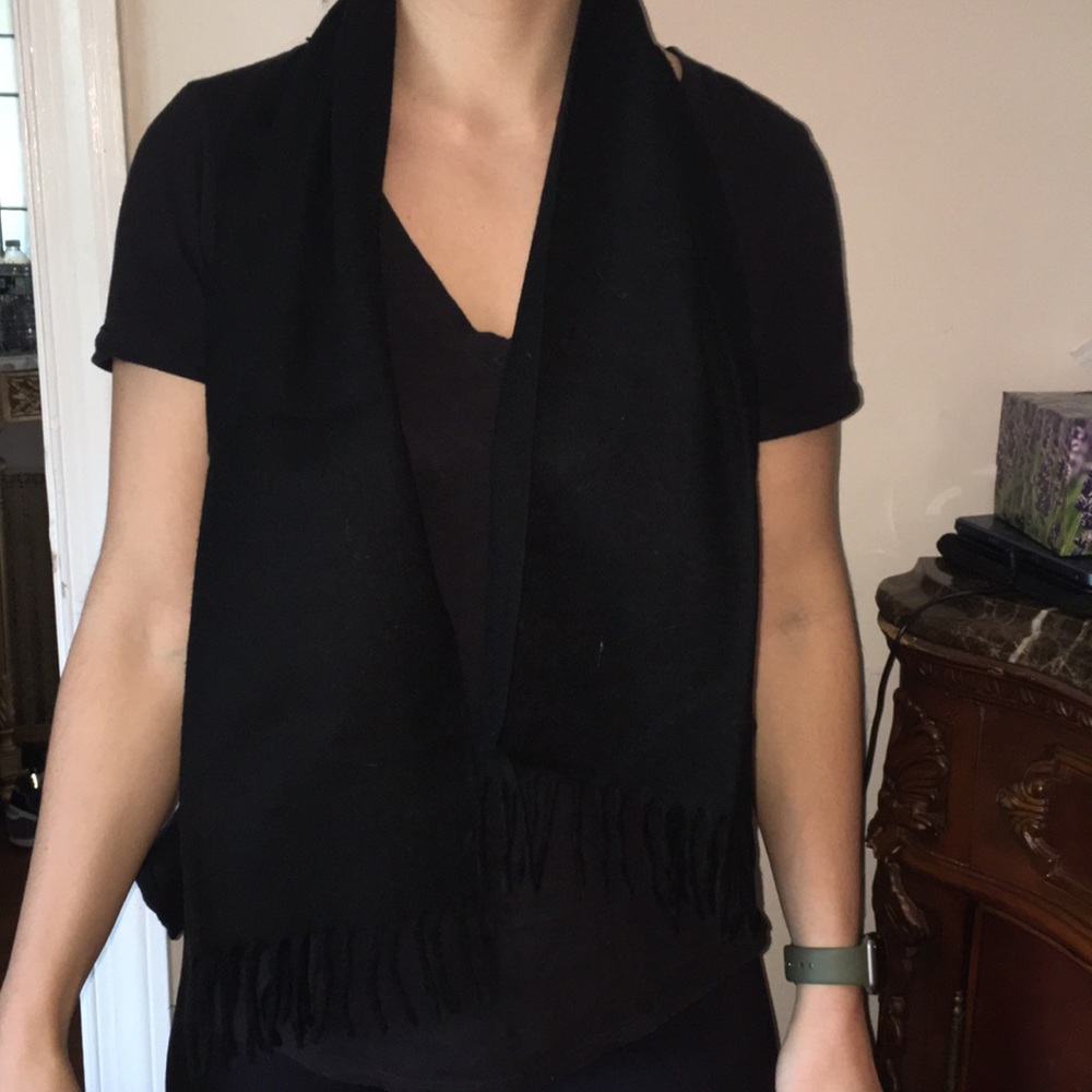 Bergdorf Goodman 100% Cashmere Scarf